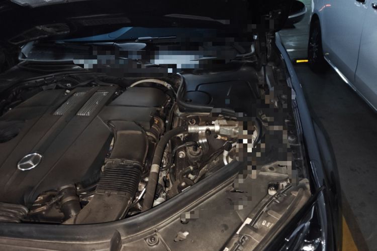 Used Mercedes-Benz S-Class 2019 S 350 L Executive Edition Engine Bay Left