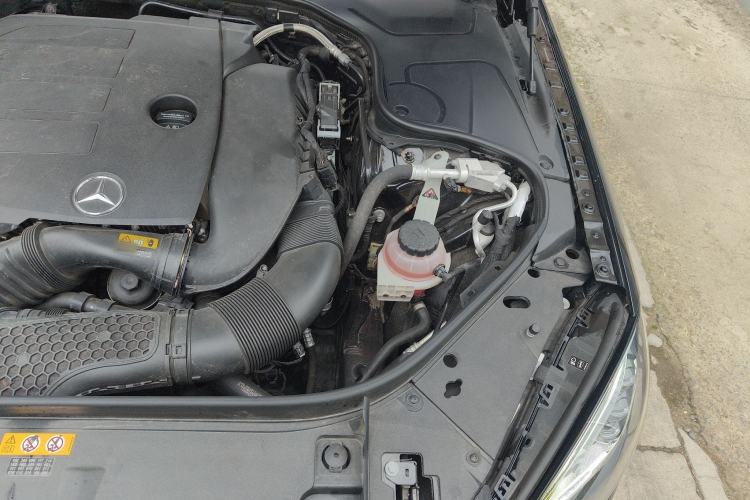 Used Mercedes-Benz S-Class 2019 S 320 L Engine Bay Left