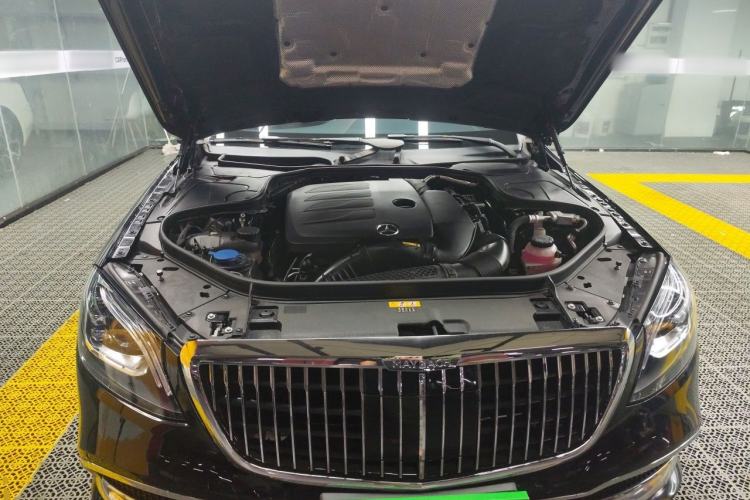 Used Mercedes-Benz S-Class 2019 S 320 L Engine Bay