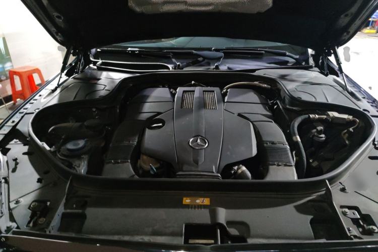 Used Mercedes-Benz S-Class 2019 S 350 L Executive Edition Engine Bay