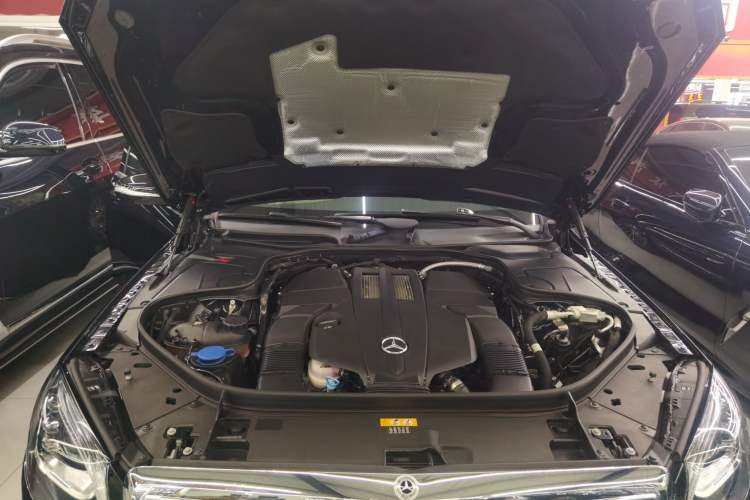 Used Mercedes-Benz S-Class 2019 S 350 L Executive Edition Engine Bay