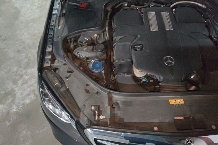 Used Mercedes-Benz S-Class 2019 S 350 L Executive Edition Engine Bay Right