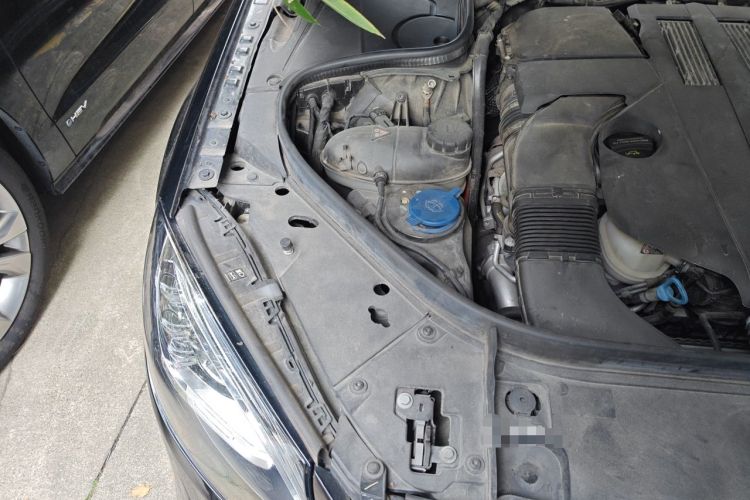 Used Mercedes-Benz S-Class 2019 S 350 L Executive Edition Engine Bay Right