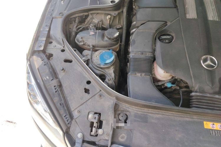Used Mercedes-Benz S-Class 2019 S 350 L Executive Edition Engine Bay Right