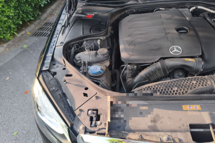 Used Mercedes-Benz S-Class 2019 S 320 L Engine Bay Right