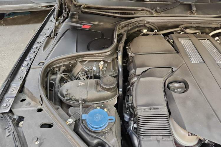 Used Mercedes-Benz S-Class 2019 S 450 L 4MATIC Engine Bay Right