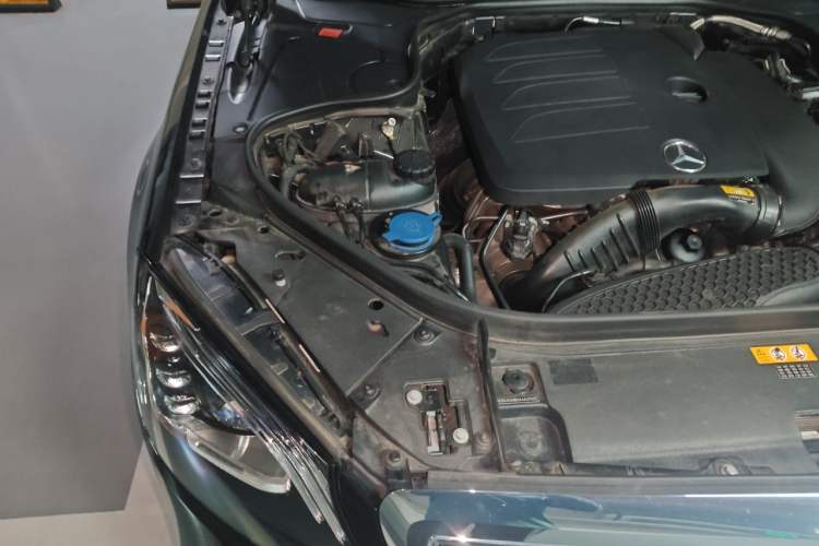 Used Mercedes-Benz S-Class 2019 S 320 L Engine Bay Right