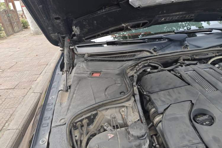 Used Mercedes-Benz S-Class 2019 S 350 L Prestige Model Ultimate Collection Engine Bay Right