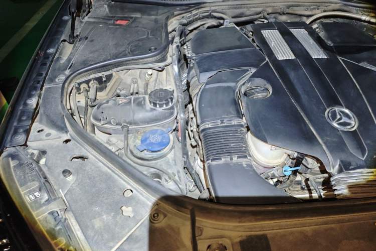 Used Mercedes-Benz S-Class 2019 S 350 L Prestige Model Ultimate Collection Engine Bay Right