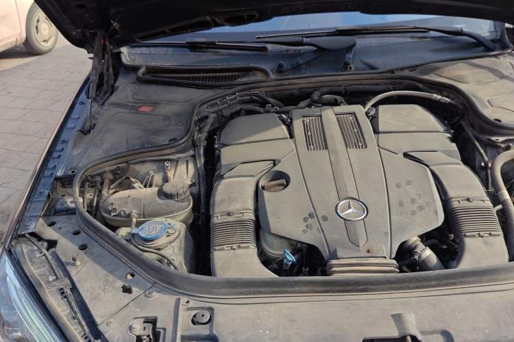 Used Mercedes-Benz S-Class 2019 S 350 L Luxury Edition Prestige Edition Engine Bay Right