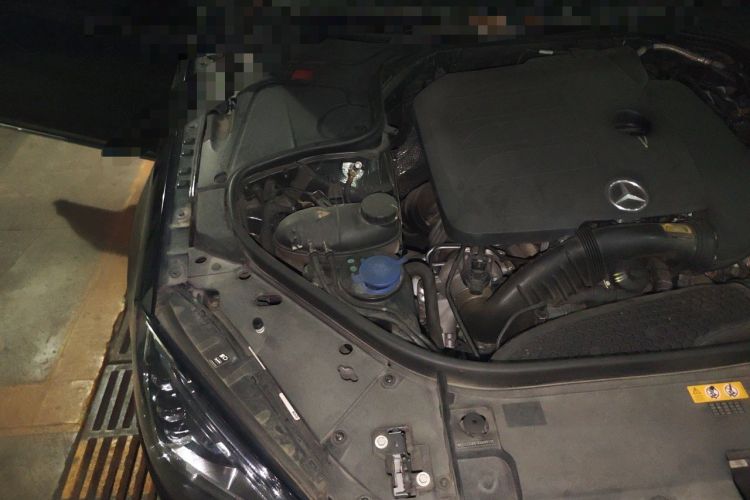 Used Mercedes-Benz S-Class 2019 S 320 L Engine Bay Right