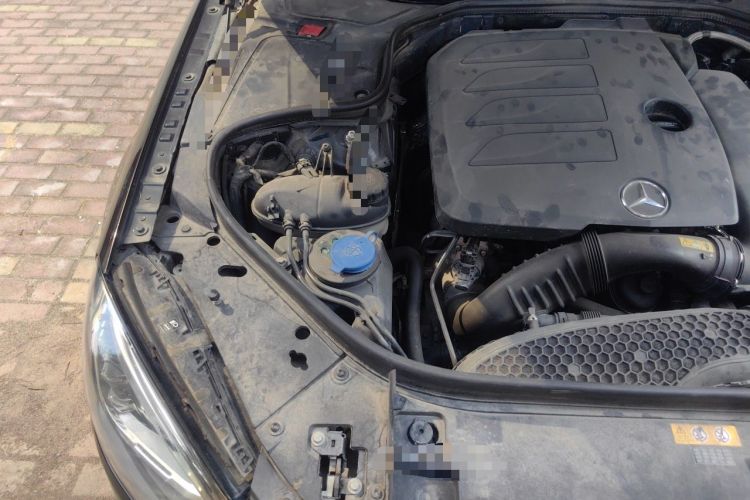 Used Mercedes-Benz S-Class 2019 S 320 L Engine Bay Right