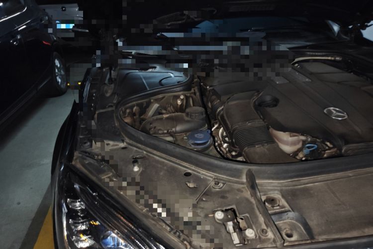 Used Mercedes-Benz S-Class 2019 S 350 L Executive Edition Engine Bay Right