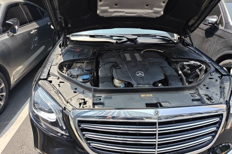 Used Mercedes-Benz S-Class 2019 S 350 L Prestige Model Ultimate Collection Engine Bay Right