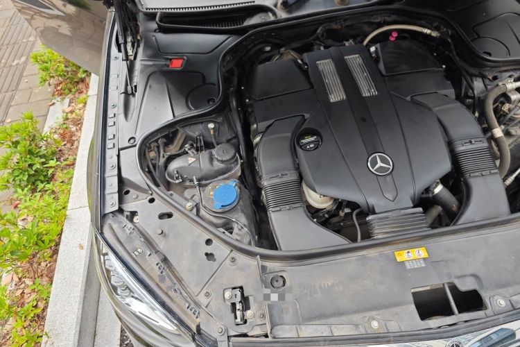 Used Mercedes-Benz S-Class 2019 S 450 L 4MATIC Exclusive Edition Engine Bay Right
