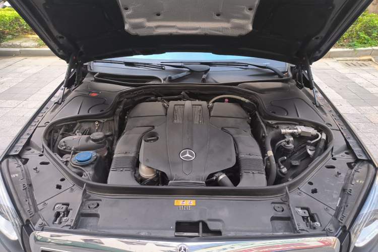 Used Mercedes-Benz S-Class 2019 S 450 L 4MATIC Exclusive Edition Engine Bay