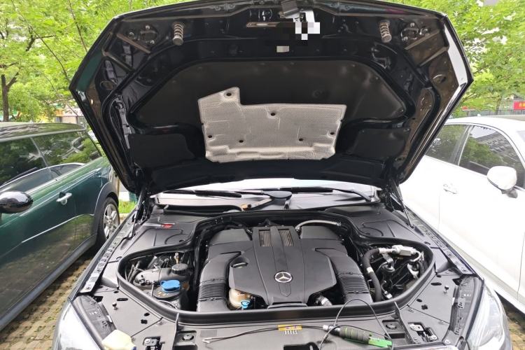 Used Mercedes-Benz S-Class 2019 S 350 L Luxury Edition Prestige Edition Engine Bay