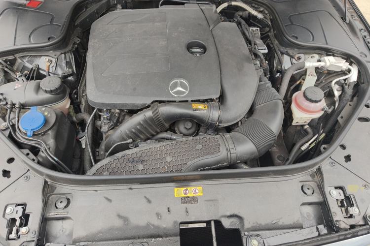 Used Mercedes-Benz S-Class 2019 S 320 L Engine Bay