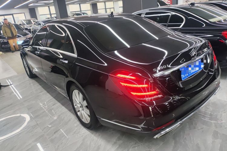 Used Mercedes-Benz S-Class 2019 S 320 L Exterior 3