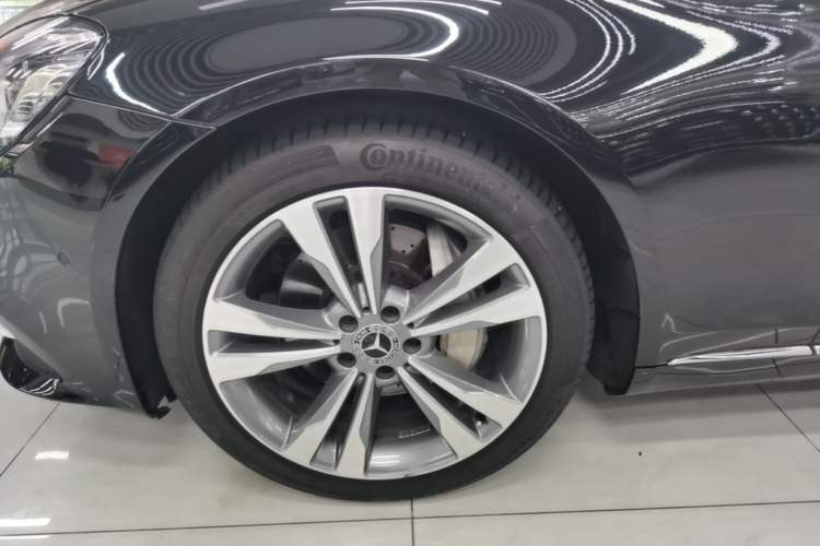 Used Mercedes-Benz S-Class 2019 S 350 L Luxury Model Exterior 4