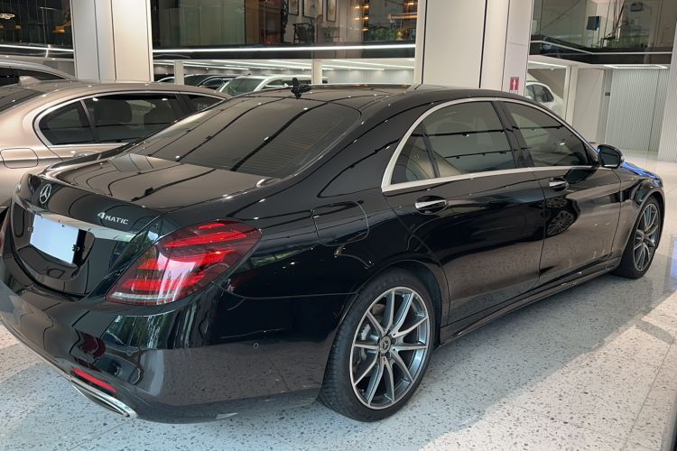 Used Mercedes-Benz S-Class 2019 S 450 L 4MATIC Exclusive Edition Exterior 4