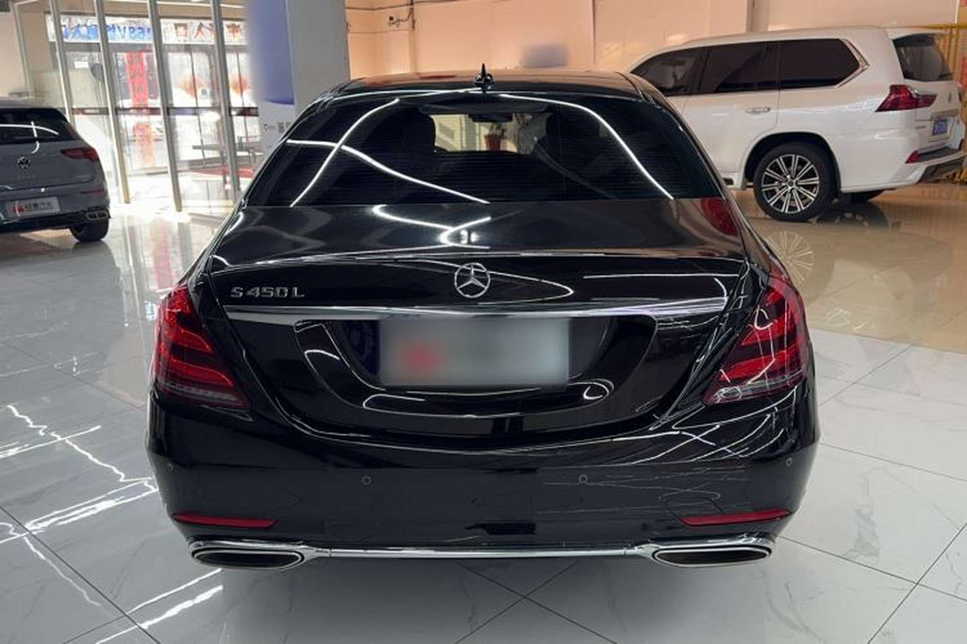 Used Mercedes-Benz S-Class 2019 S 450 L Exterior 4