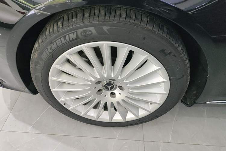 Used Mercedes-Benz S-Class 2019 S 320 L Prestige Edition Exterior 4