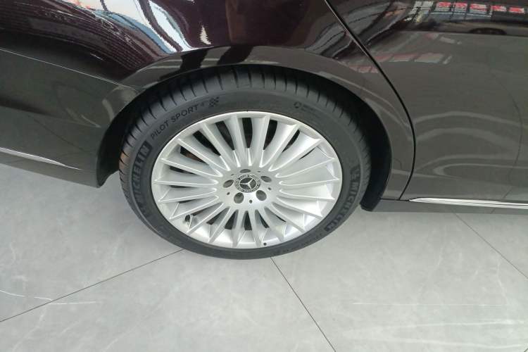 Used Mercedes-Benz S-Class 2019 S 320 L Exterior 5