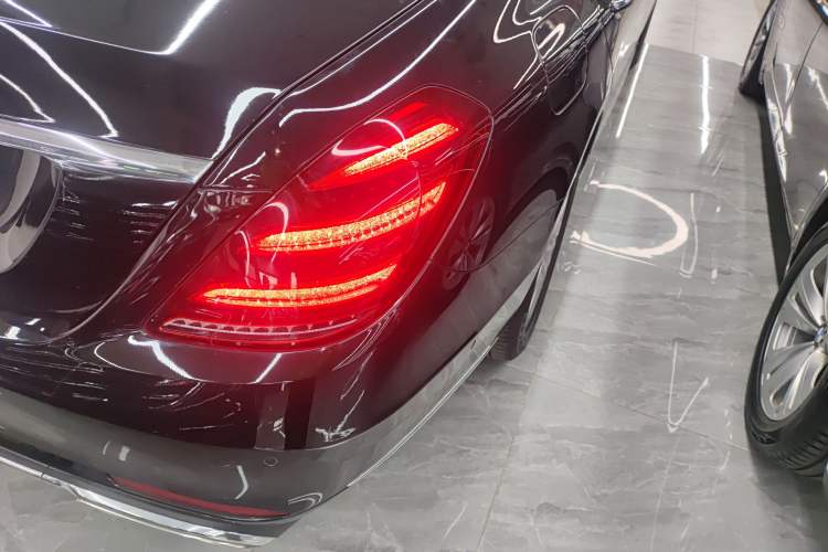 Used Mercedes-Benz S-Class 2019 S 320 L Exterior 6