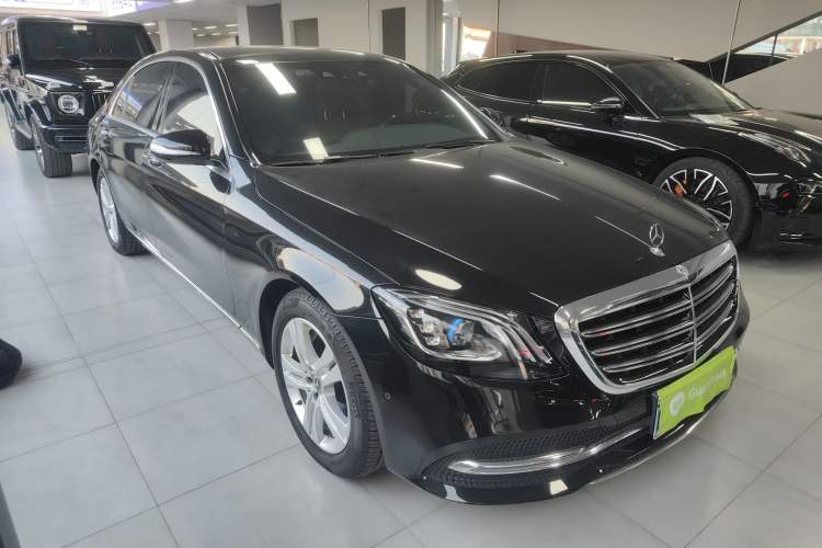 Used Mercedes-Benz S-Class 2019 S 350 L Executive Edition Front Right 45 Deg