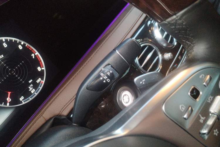 Used Mercedes-Benz S-Class 2019 S 350 L Prestige Model Ultimate Collection Gear Lever