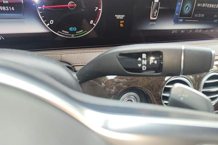 Used Mercedes-Benz S-Class 2019 S 320 L Prestige Edition Gear Lever