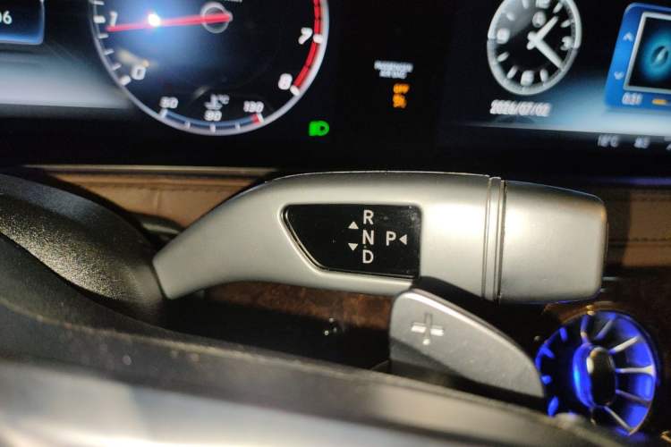 Used Mercedes-Benz S-Class 2019 S 350 L Luxury Model Gear Lever