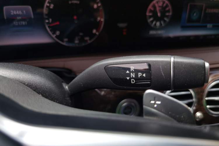 Used Mercedes-Benz S-Class 2019 S 320 L Gear Lever