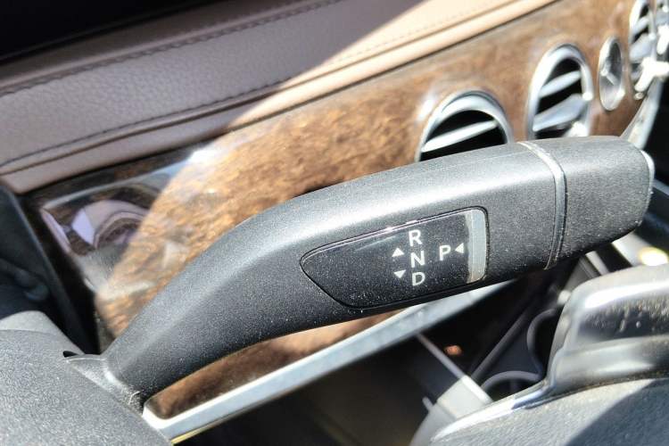 Used Mercedes-Benz S-Class 2019 S 320 L Gear Lever