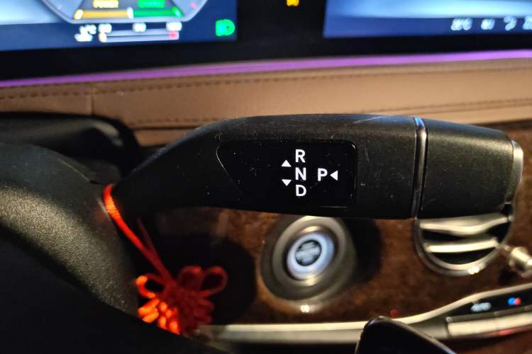 Used Mercedes-Benz S-Class 2019 S 320 L Gear Lever
