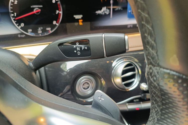 Used Mercedes-Benz S-Class 2019 S 450 L 4MATIC Gear Lever