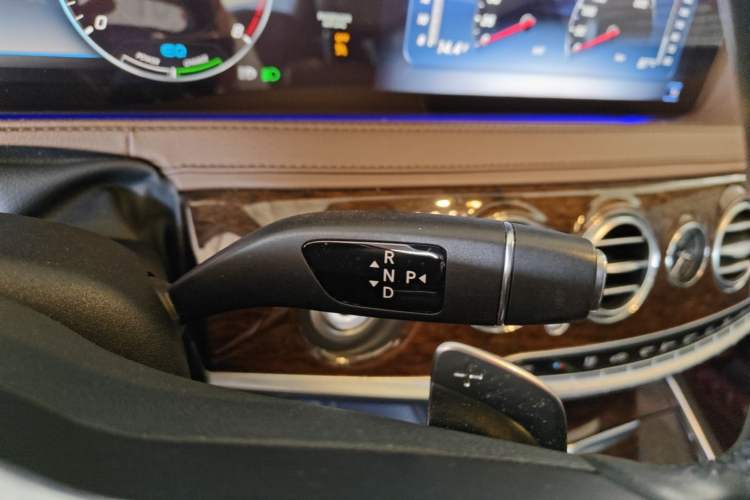 Used Mercedes-Benz S-Class 2019 S 320 L Prestige Edition Gear Lever