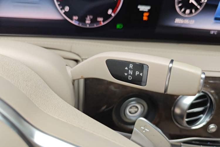 Used Mercedes-Benz S-Class 2019 S 350 L Luxury Model Gear Lever