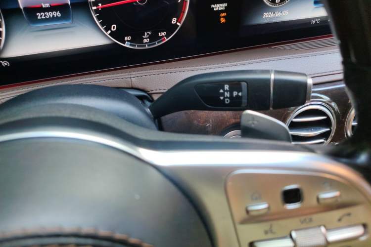 Used Mercedes-Benz S-Class 2019 S 350 L Executive Edition Gear Lever