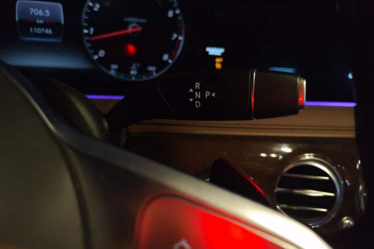 Used Mercedes-Benz S-Class 2019 S 350 L Executive Edition Gear Lever