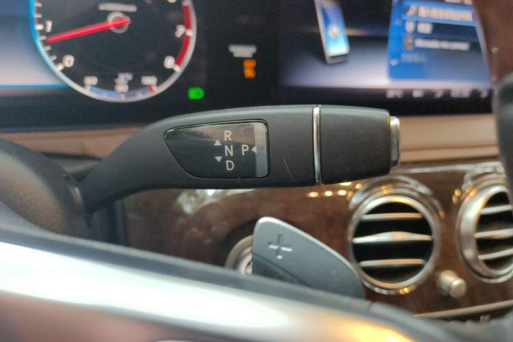 Used Mercedes-Benz S-Class 2019 S 350 L Prestige Model Ultimate Collection Gear Lever