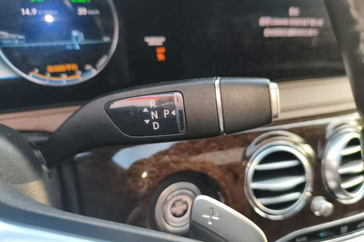 Used Mercedes-Benz S-Class 2019 S 320 L Gear Lever