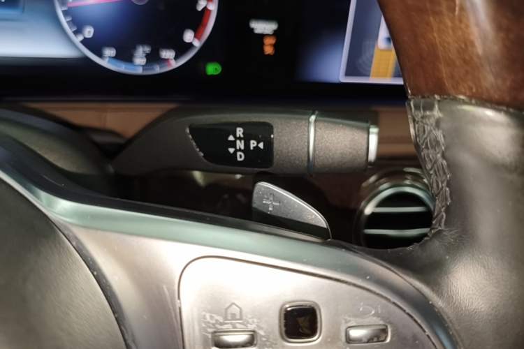 Used Mercedes-Benz S-Class 2019 S 350 L Executive Edition Gear Lever