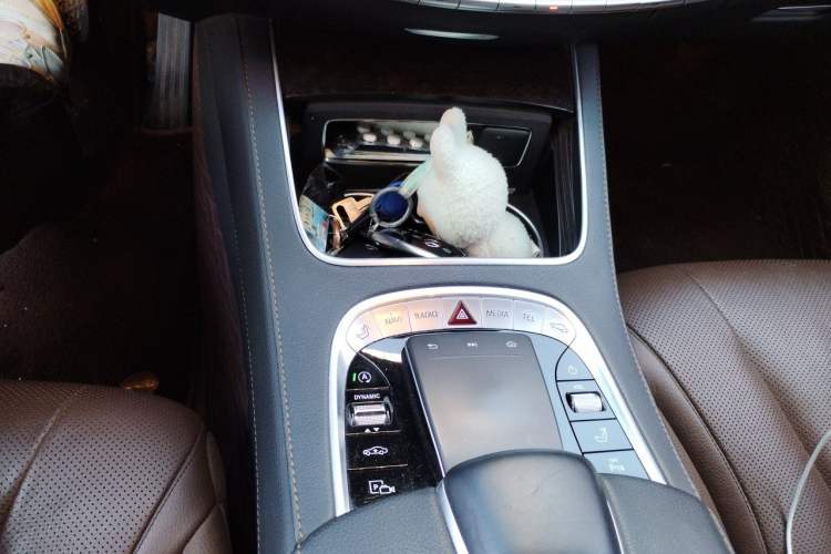 Used Mercedes-Benz S-Class 2019 S 350 L Executive Edition Gear Lever