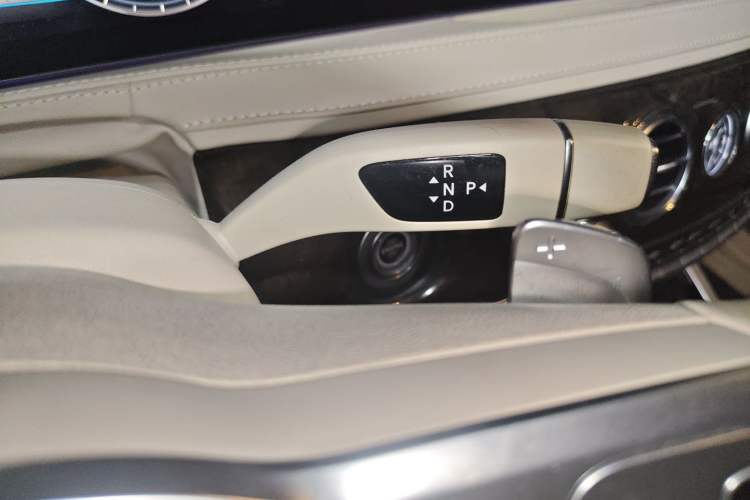 Used Mercedes-Benz S-Class 2019 S 350 L Luxury Edition Prestige Edition Gear Lever