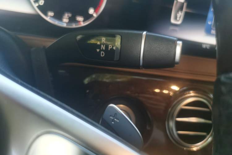 Used Mercedes-Benz S-Class 2019 S 350 L Luxury Edition Prestige Edition Gear Lever