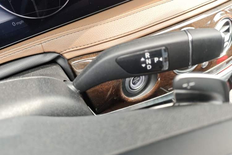 Used Mercedes-Benz S-Class 2019 S 350 L Luxury Edition Prestige Edition Gear Lever