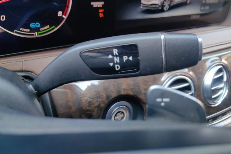 Used Mercedes-Benz S-Class 2019 S 320 L Gear Lever