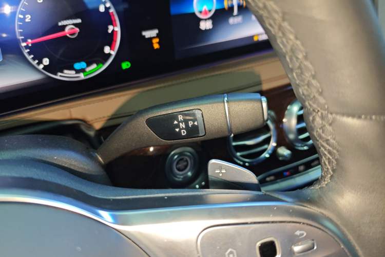 Used Mercedes-Benz S-Class 2019 S 320 L Prestige Edition Gear Lever